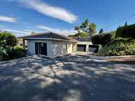 VILLA D’ARCHITECTE CONTEMPORAINE – VUE PANORAMIQUE ÉTANG DE THAU – CADRE D’EXCEPTION — photo 3