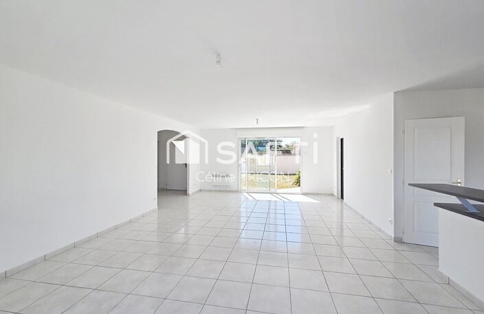 Maison plain-pied  115 m²  terrain +1 000 m² Cussac — photo 5