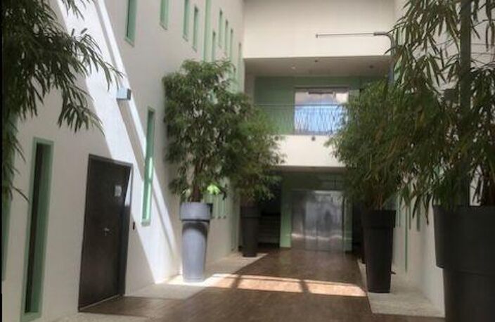 Location Bureaux 111 m&sup2; — photo 2