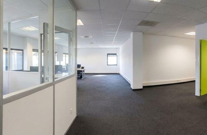 Location Bureaux 111 m&sup2; — photo 4