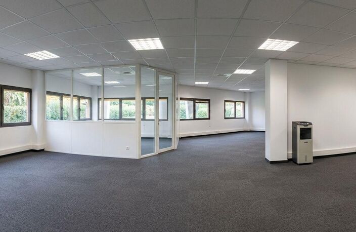 Location Bureaux 111 m&sup2; — photo 5