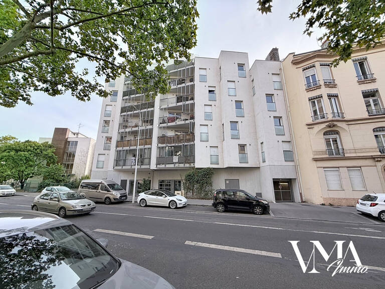 Tassin-la-demi-lune, T2 de 36 m2 avec loggia. — photo 1