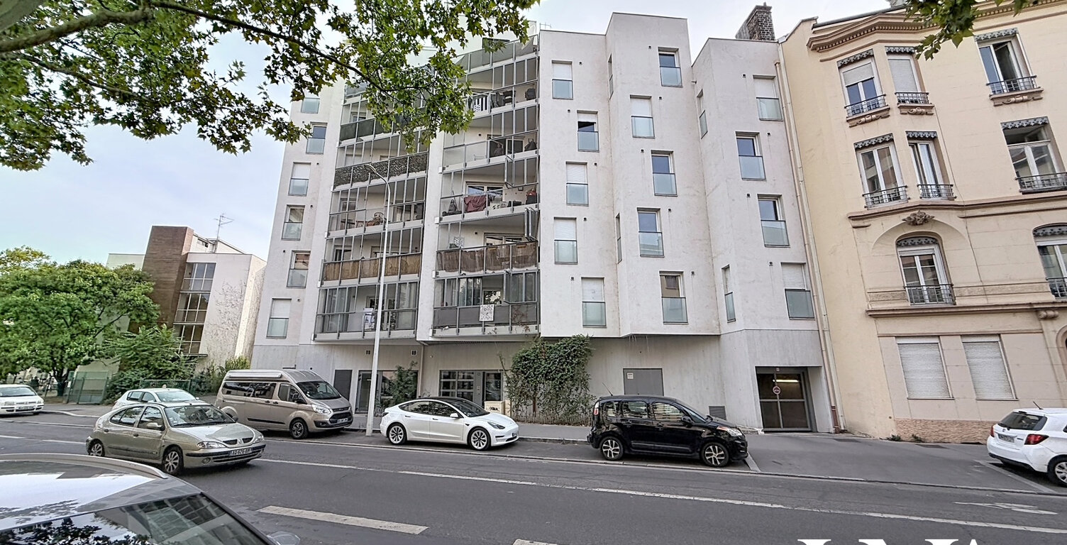 Tassin-la-demi-lune, T2 de 36 m2 avec loggia. — photo 1