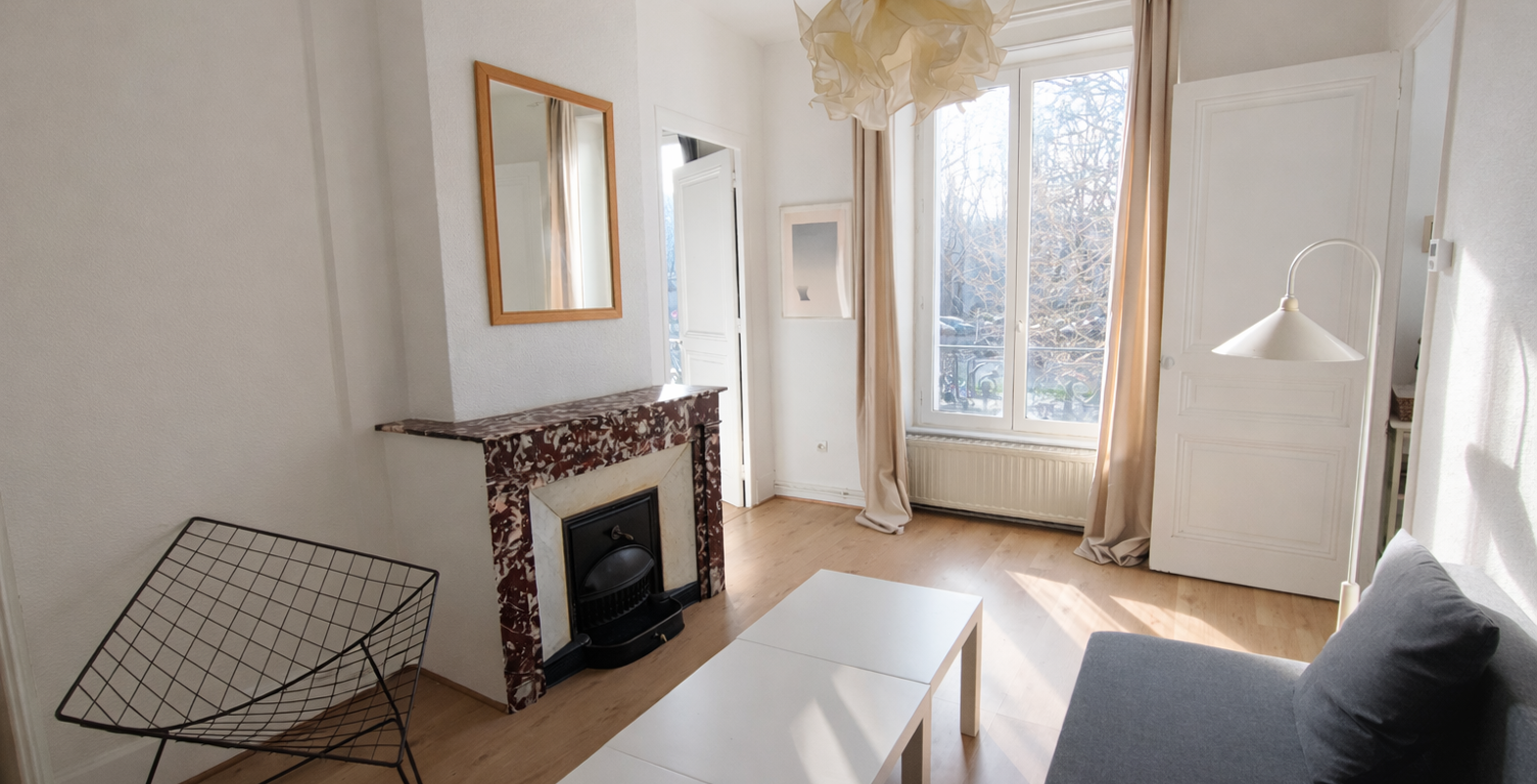 F2 - MEUBLE COURS FAURIEL - VILLEBOEUF — photo 1