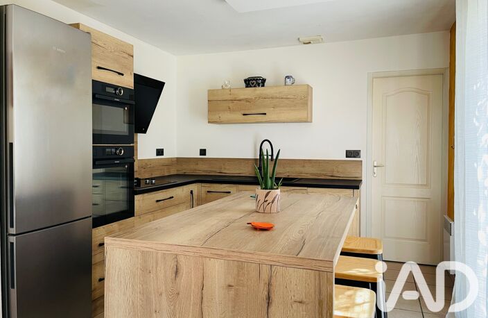 Vente Maison/villa 6 pièces — photo 3