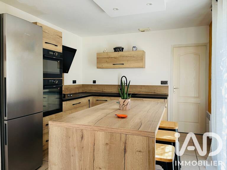 Vente Maison/villa 6 pièces — photo 1