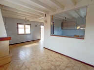 APPARTEMENT 4 PIECES AVEC TERRAIN + ABRI + DEPENDANCES — photo 2