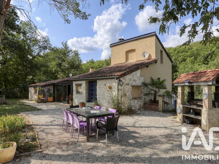 Vente Maison/villa 8 pièces — photo 1