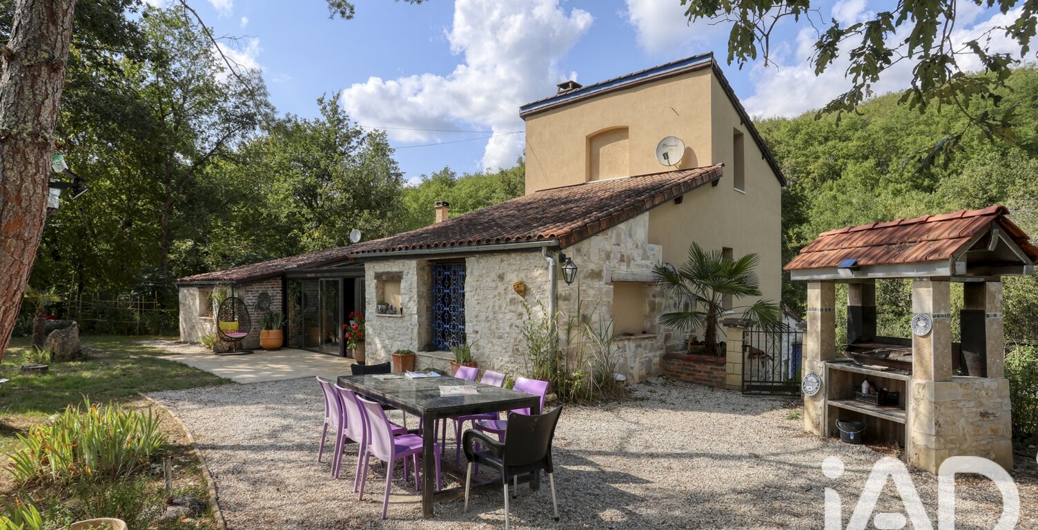 Vente Maison/villa 8 pièces — photo 1