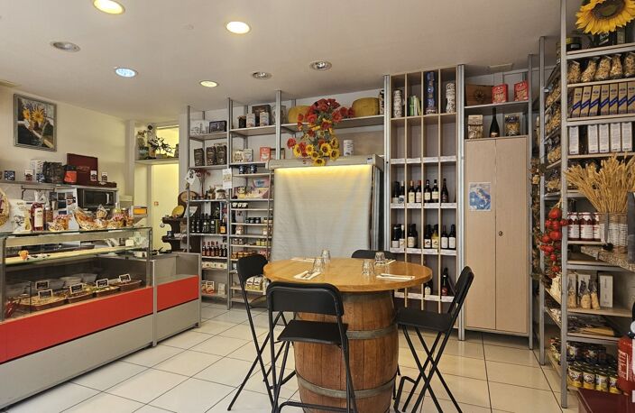 Vente Alimentation 54 m&sup2; — photo 2