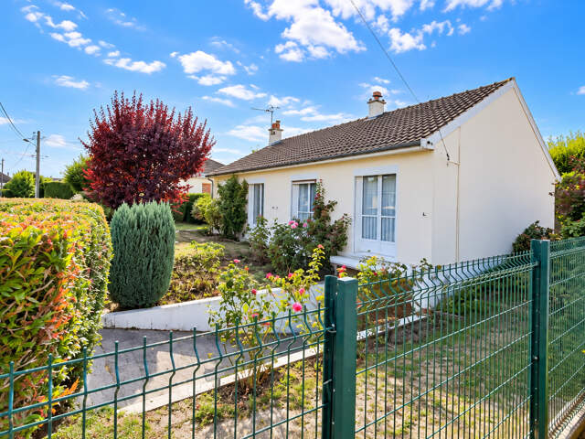 MAISON T5 AVEC 3 chambres sous-sol total — photo du bien