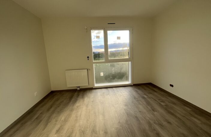 Location maison  92 m² à Mably (42300) — photo 2