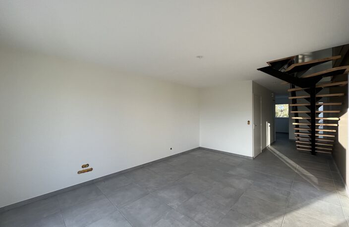 Location maison  92 m² à Mably (42300) — photo 5