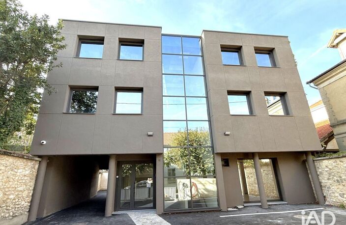 Location Bureaux 170 m&sup2; — photo 2