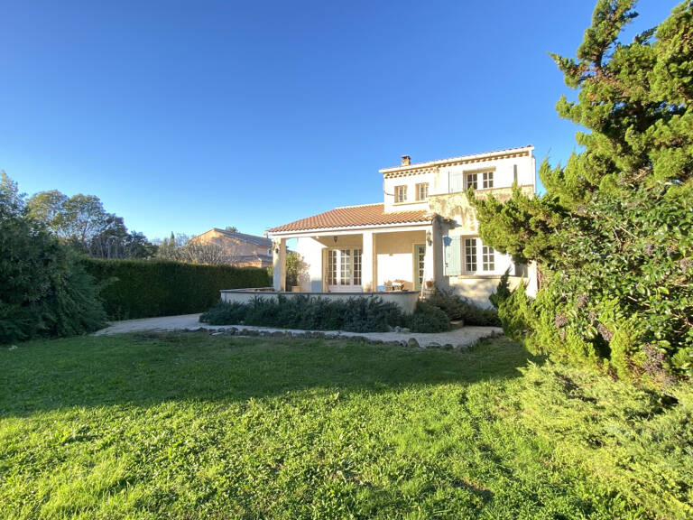 MORIERES VILLA TRADITIONNELLE 1000 M2 DE TERRAIN — photo 1