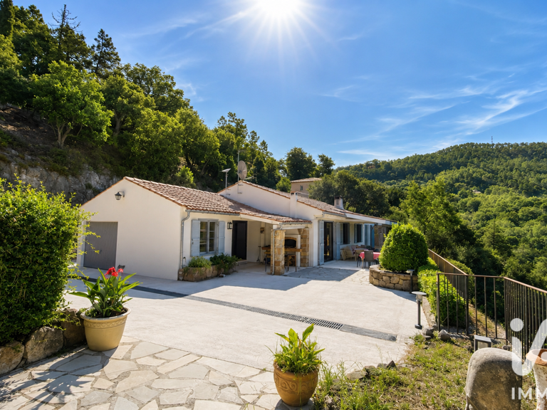 Vente Maison/villa 5 pièces — photo 1