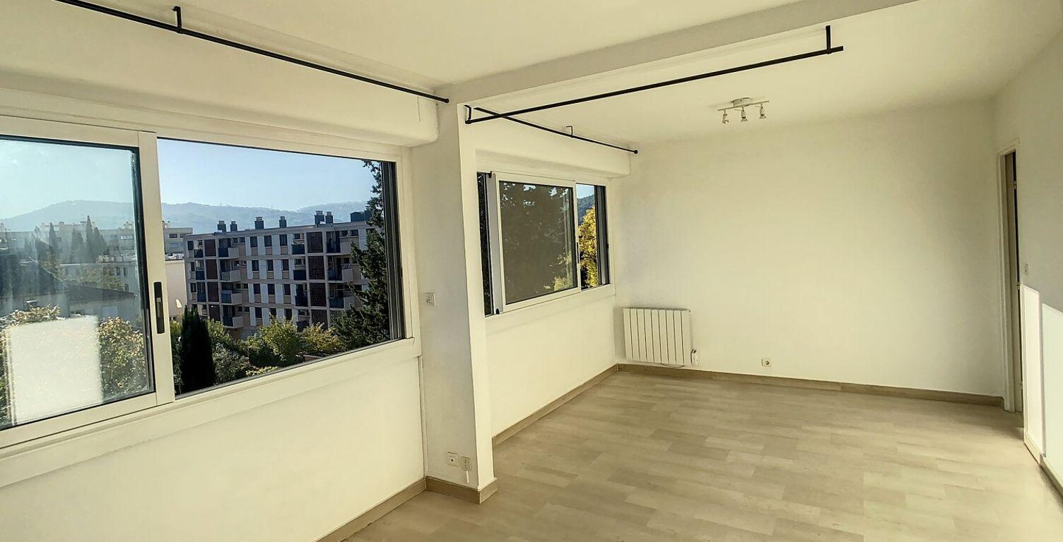 Location Appartement 1 pièce — photo 1