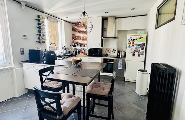 VICTOR HUGO - Très beau T3 esprit loft en dernier étage — photo 2