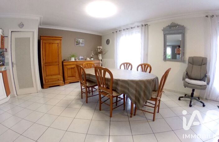 Vente Maison/villa 4 pièces — photo 3
