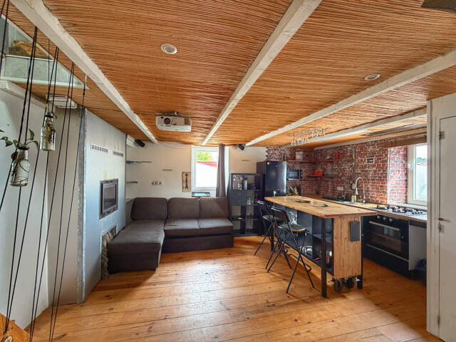 Maison mitoyenne avec 2 logements — photo du bien