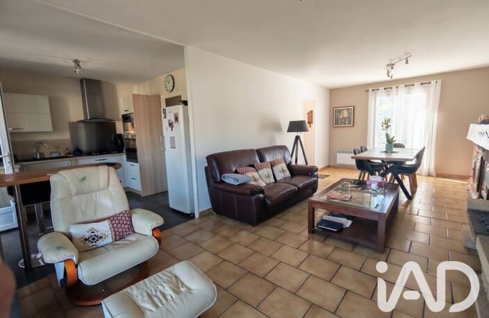 Vente Maison/villa 5 pièces — photo 3