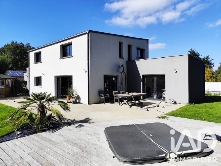Vente Maison/villa 7 pièces — photo 1