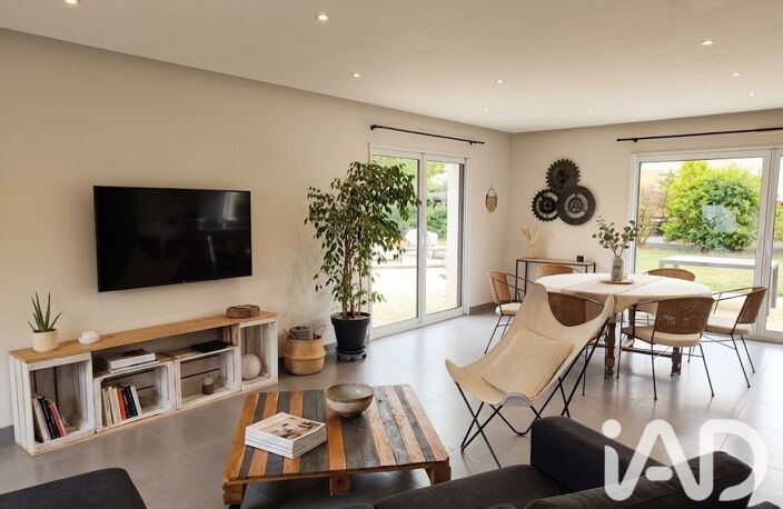 Vente Maison/villa 7 pièces — photo 2