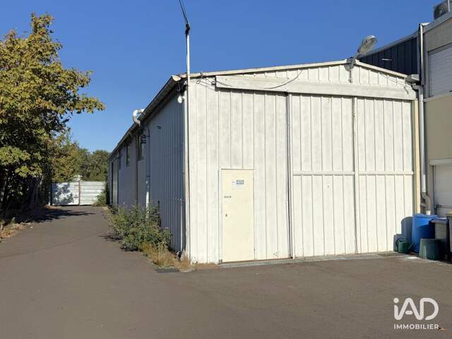 Location Local d'activités 185 m&sup2; — photo du bien