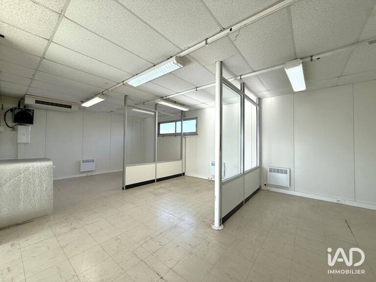 Location Bureaux 74 m&sup2; — photo 1