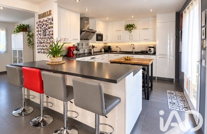 Vente Maison/villa 6 pièces — photo 2