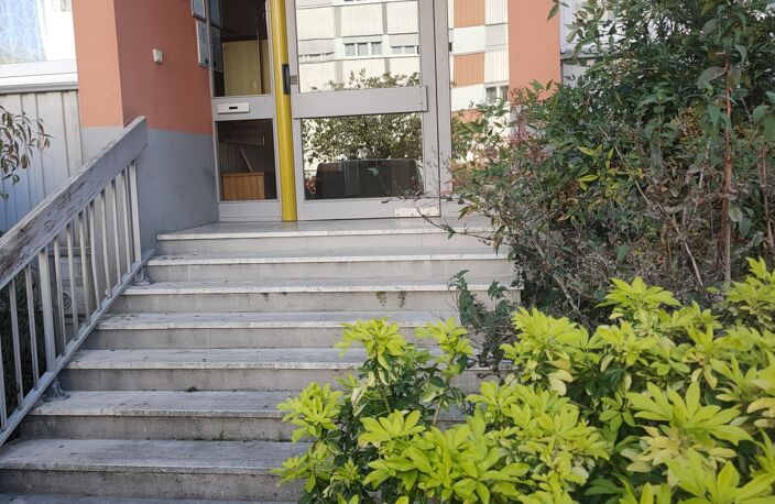 Vente Appartement 4 pièces — photo 2