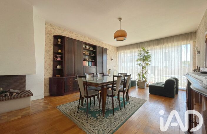 Vente Maison/villa 9 pièces — photo 2