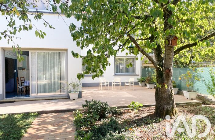 Vente Maison/villa 9 pièces — photo 3