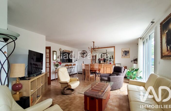 Vente Maison/villa 5 pièces — photo 2