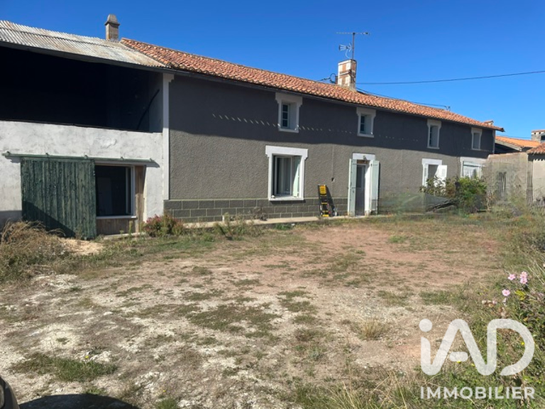 Vente Maison/villa 4 pièces — photo 1