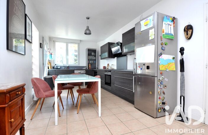 Vente Maison/villa 5 pièces — photo 2