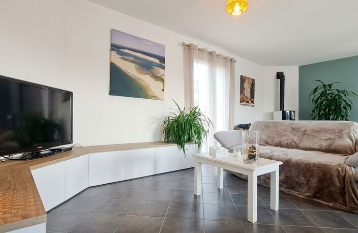 Vente Maison/villa 5 pièces — photo 2