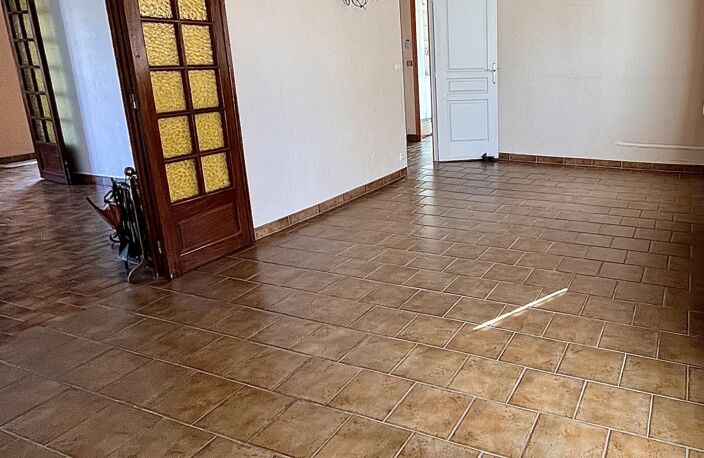 Vente Maison/villa 5 pièces — photo 5