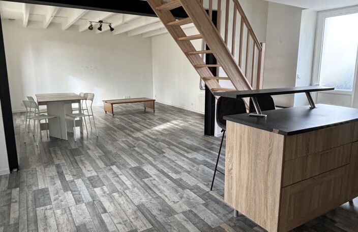Vente Maison de ville 3 pièces — photo 2