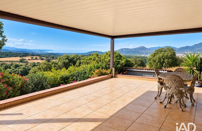 Vente Maison/villa 4 pièces — photo 2