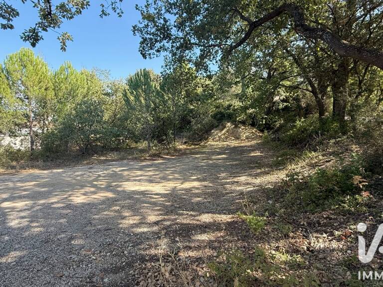 Vente Terrain 680 m&sup2; — photo 1
