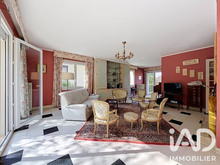 Vente Maison traditionnelle 8 pièces — photo 1