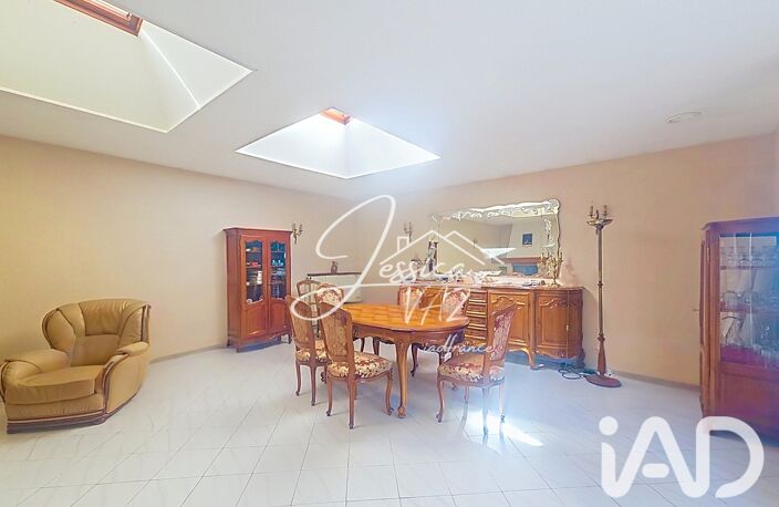 Vente Maison traditionnelle 8 pièces — photo 4