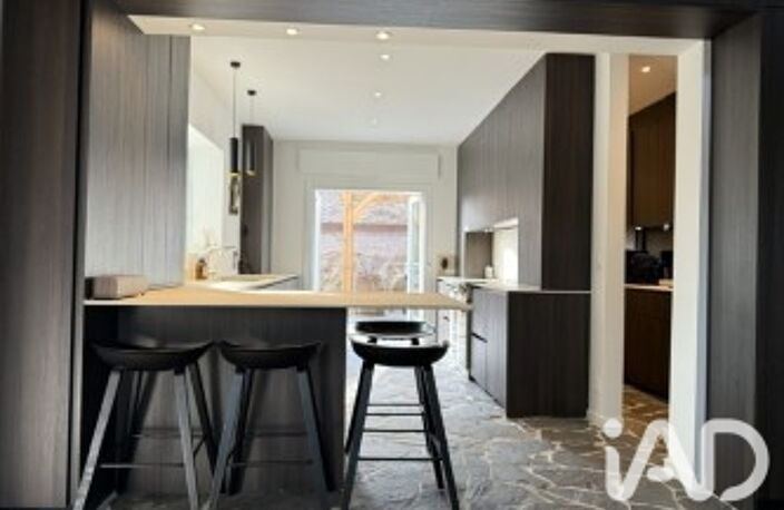Vente Demeure 10 pièces — photo 2
