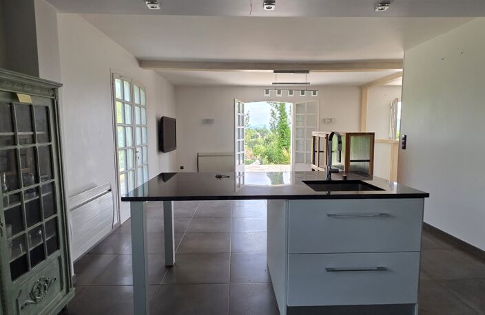 Vente Maison/villa 5 pièces — photo 4