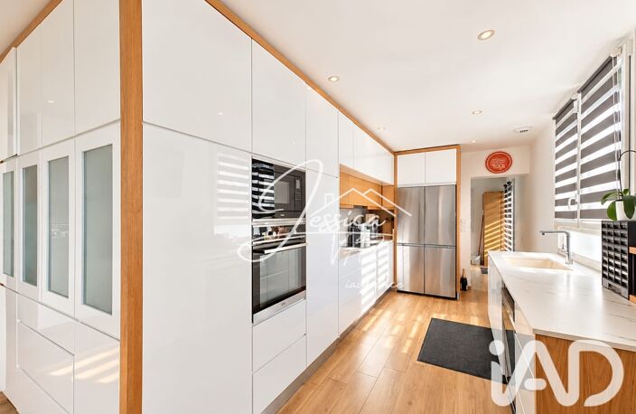 Vente Maison traditionnelle 8 pièces — photo 4
