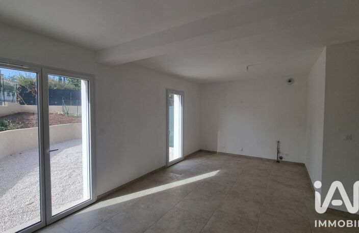 Vente Maison/villa 4 pièces — photo 2