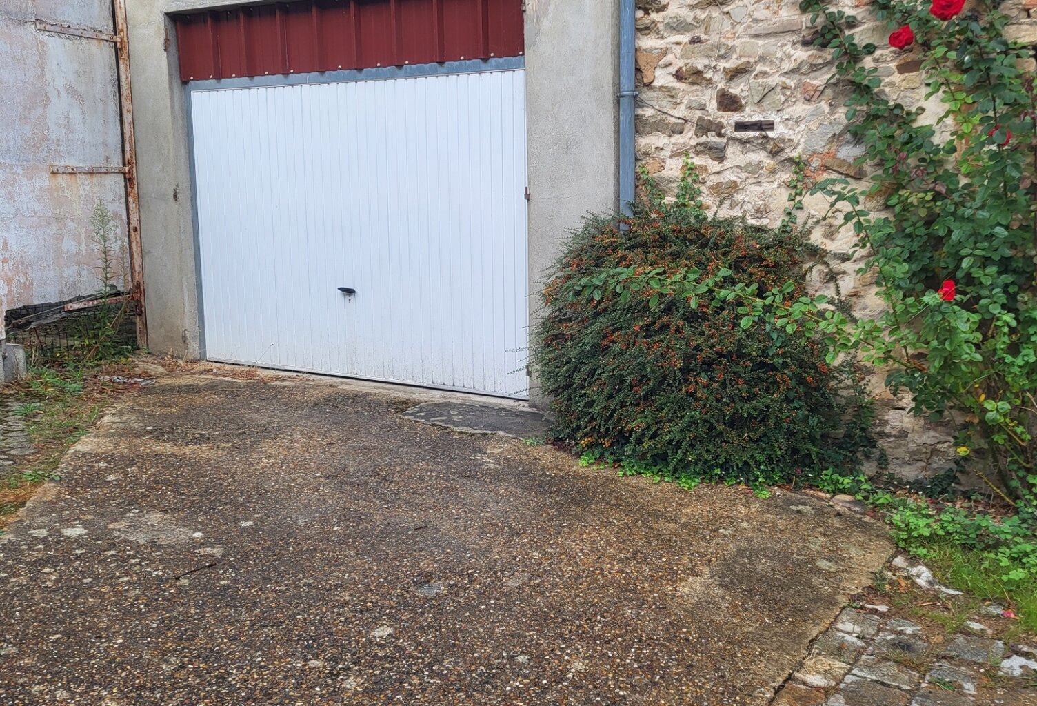Vente Garage 24 m&sup2; — photo 1