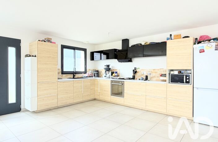Vente Maison/villa 5 pièces — photo 2