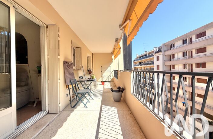 Vente Appartement 3 pièces — photo 2